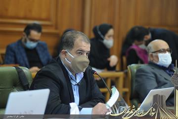 مجید فراهانی در جمع شورایاران منطقه 7 تاکید کرد از توزیع آسان مواد مخدر تا خطر جدی بافت فرسوده در منطقه 7 